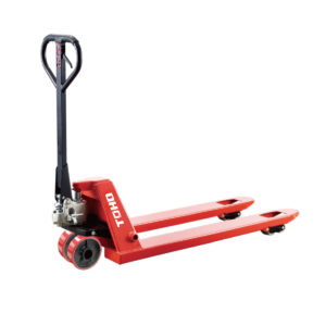 Hand pallet truck with cast pump